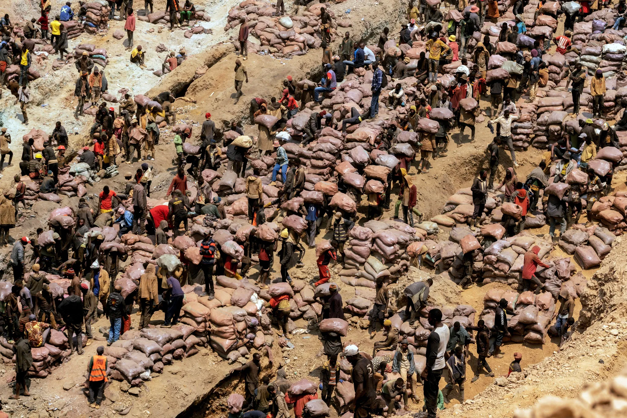 RDC : Des milliards dans les mines, des creuseurs sans débouchés à Kolwezi (Enquête)
